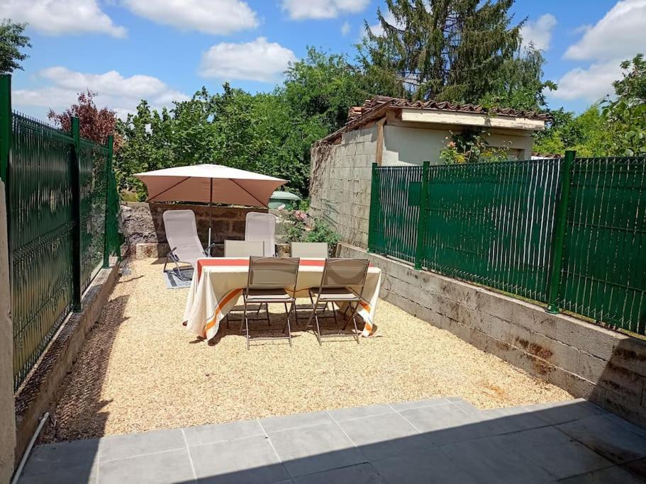Charmante Maison Le Fagnard Coutras Екстер'єр фото